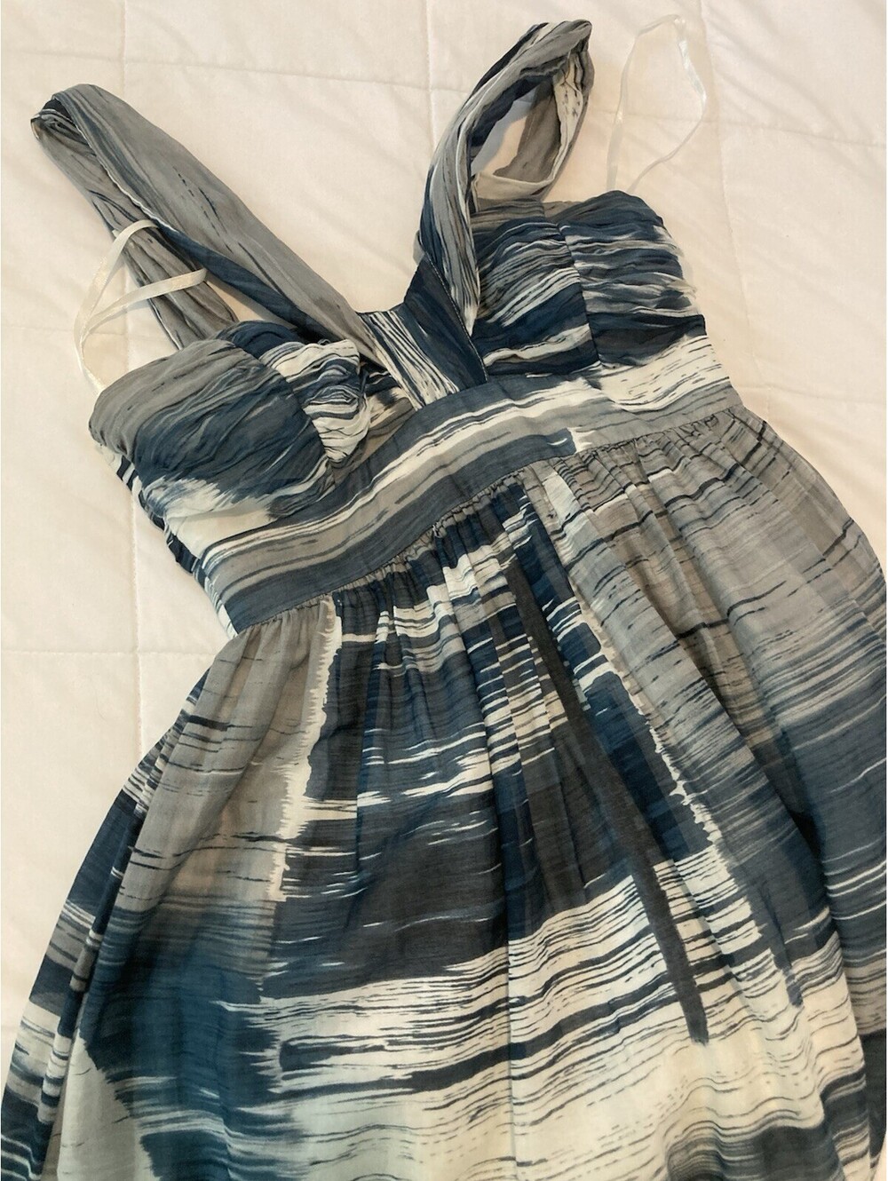 Sine Blue And White Dress Size 0